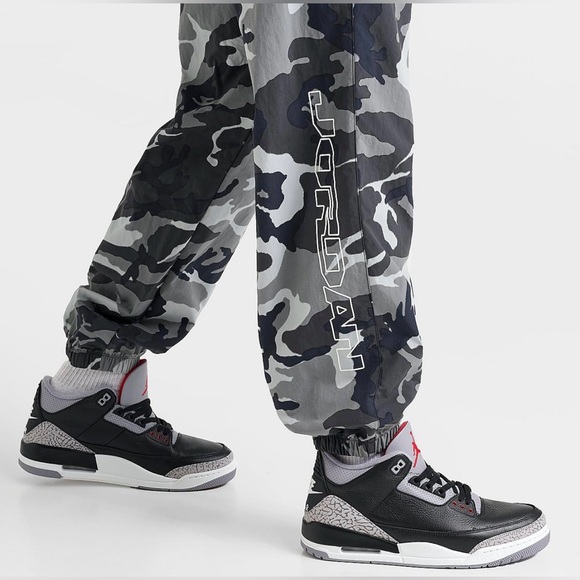Jordan MVP Camo Jogger Pants - Picture 2 of 6